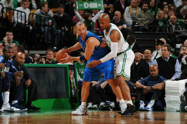 刻的防守薄 刻的防守薄