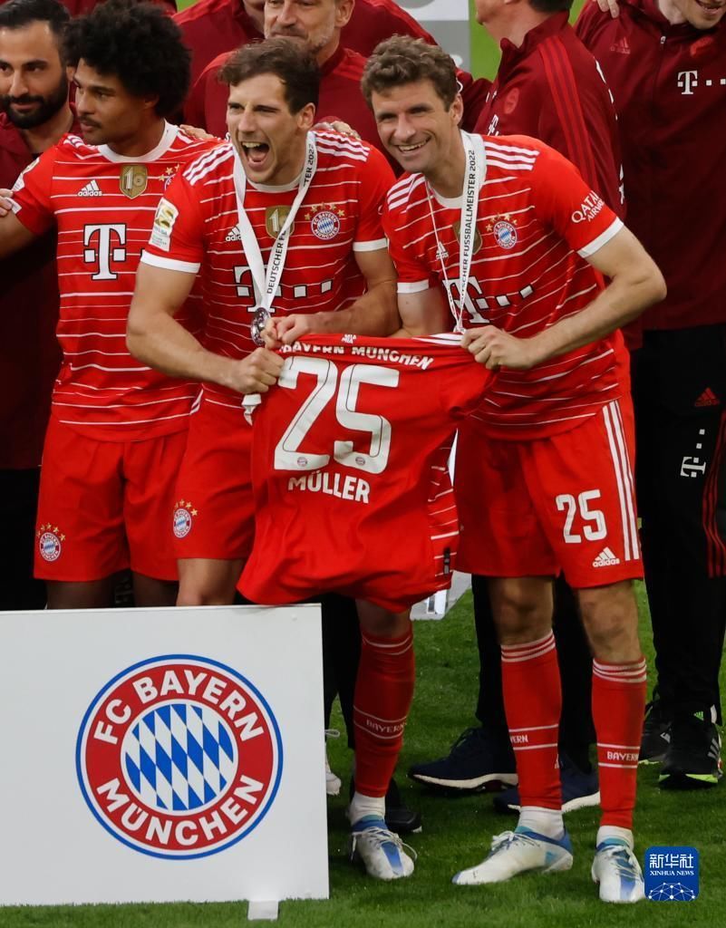 支球队的配 支球队的配